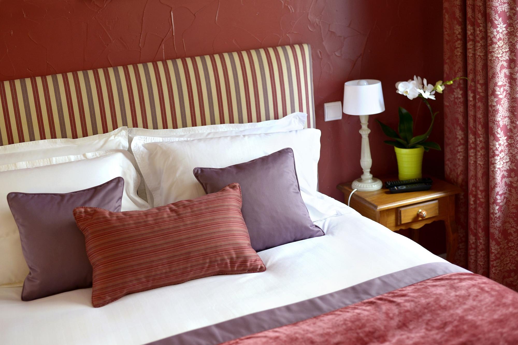 Hotel D'Aragon - Place De La Comedie Montpellier Ngoại thất bức ảnh
