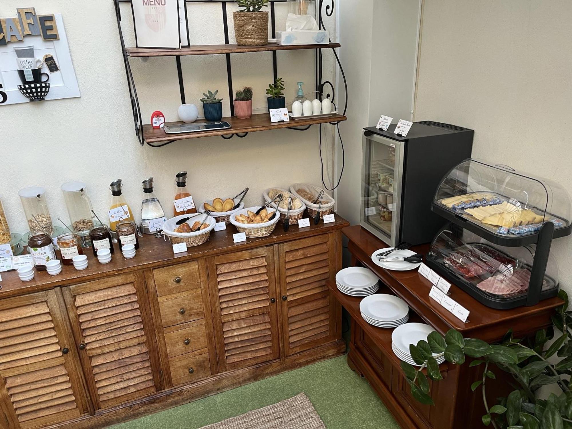 Hotel D'Aragon - Place De La Comedie Montpellier Ngoại thất bức ảnh