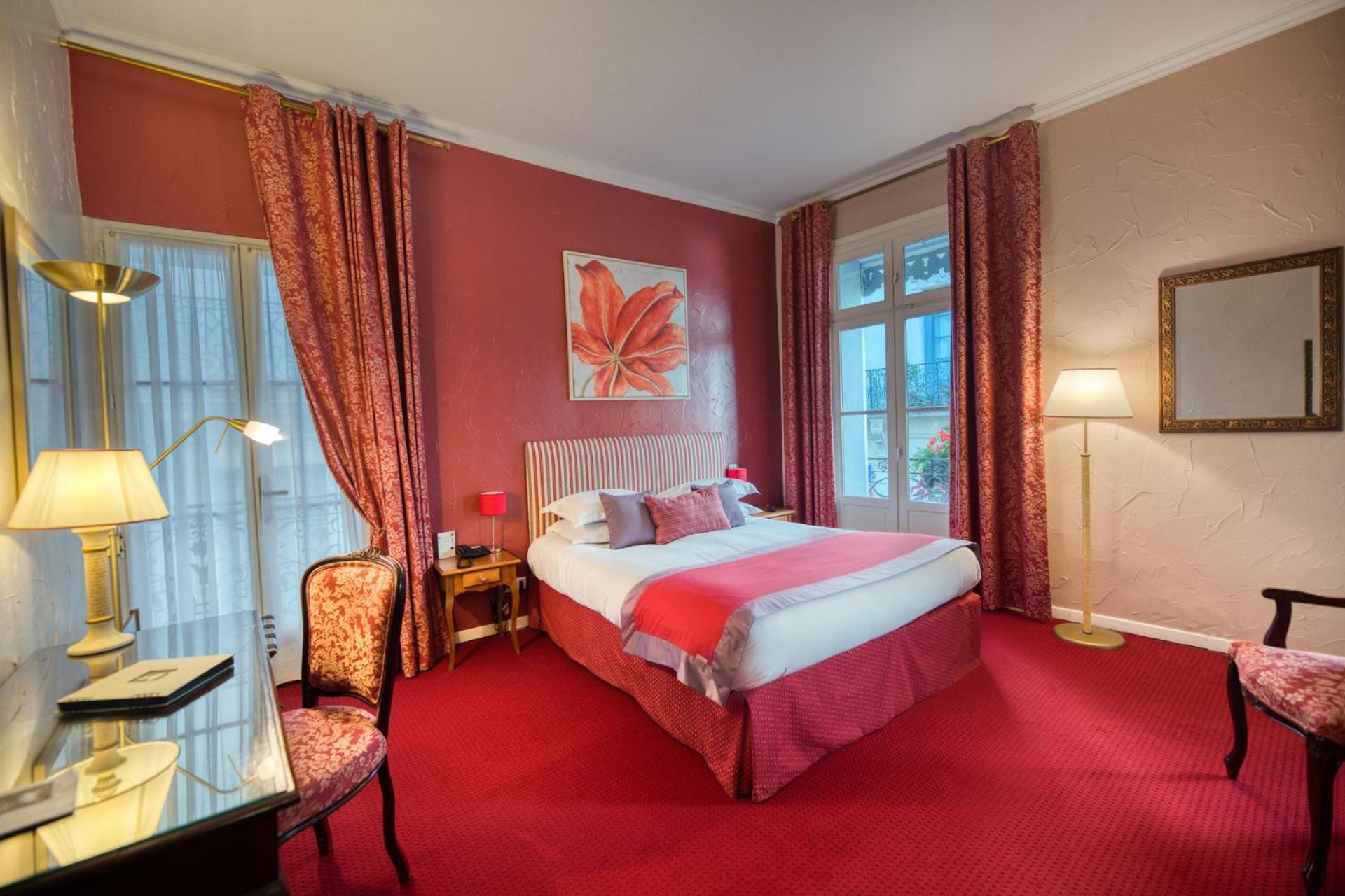 Hotel D'Aragon - Place De La Comedie Montpellier Ngoại thất bức ảnh
